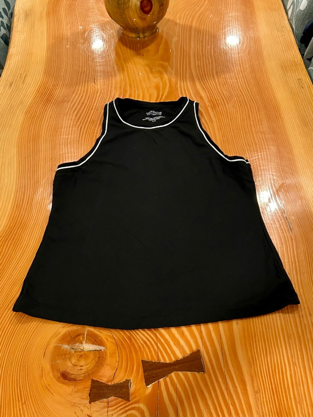 TWO Tank Tops - Size L - Picture 7 of 10